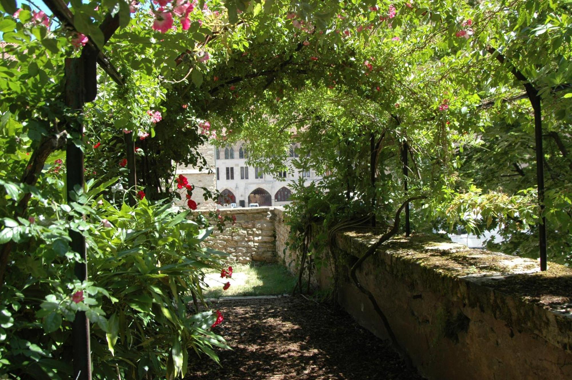 Le Clos De L'Abbaye Cluny Exterior photo